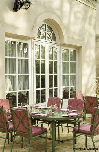 Chateau De Lignan Narbonne Restoran foto